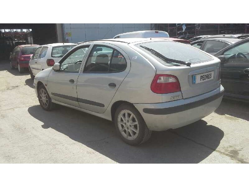 renault megane i fase 2 berlina (ba0) del año 2000