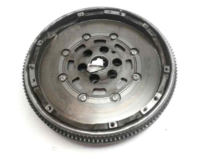 Recambio de volante motor para audi a4 avant (8k5) (2008) 2.0 16v tdi referencia OEM IAM   