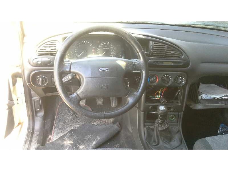 ford mondeo berlina (gd) del año 1999