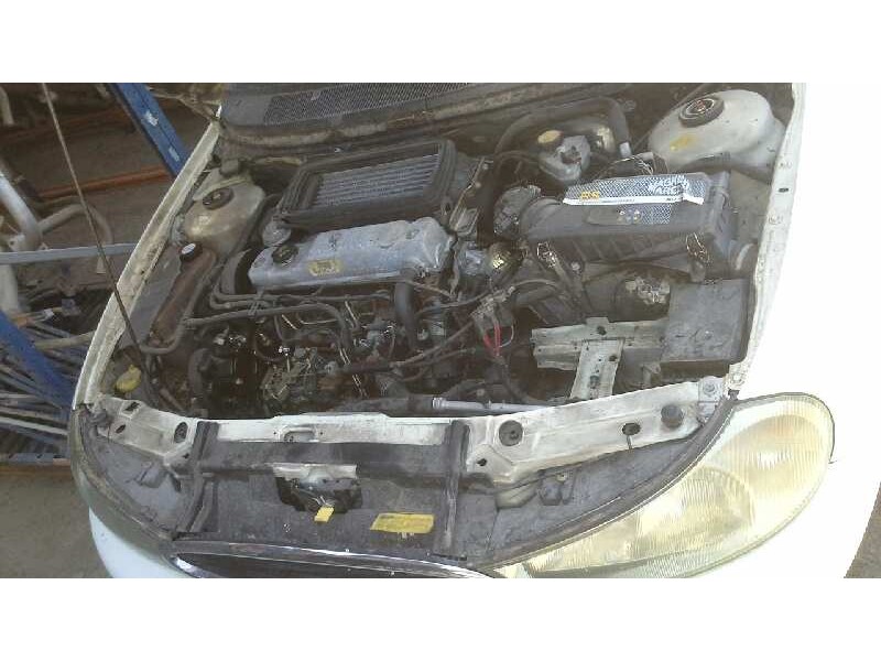 ford mondeo berlina (gd) del año 1999