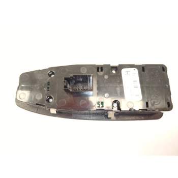 Recambio de mando elevalunas delantero izquierdo para bmw 3 (f30, f80) 318 d referencia OEM IAM 9208111  