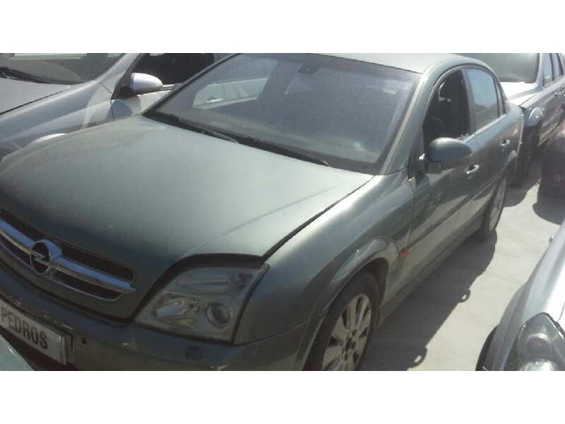 opel vectra c berlina del año 2003