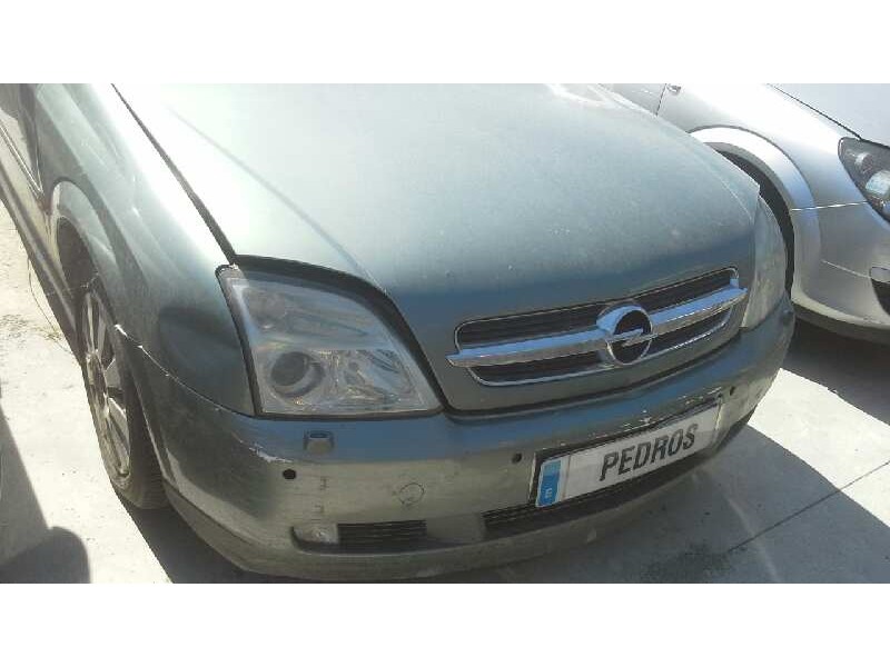 opel vectra c berlina del año 2003