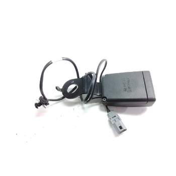 ENGANCHE DELANTERO DERECHO 87816634R 