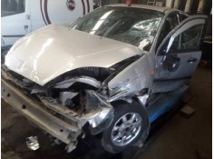 ford focus berlina (cak) del año 2000