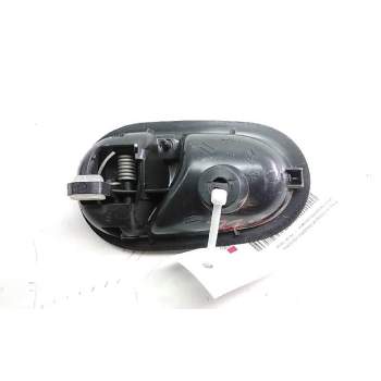 Recambio de maneta interior trasera izquierda para dacia sandero laureate referencia OEM IAM 806717698R  