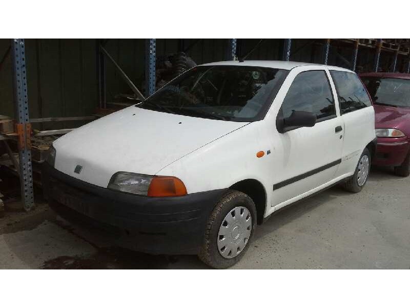 fiat punto berlina (176) del año 1998