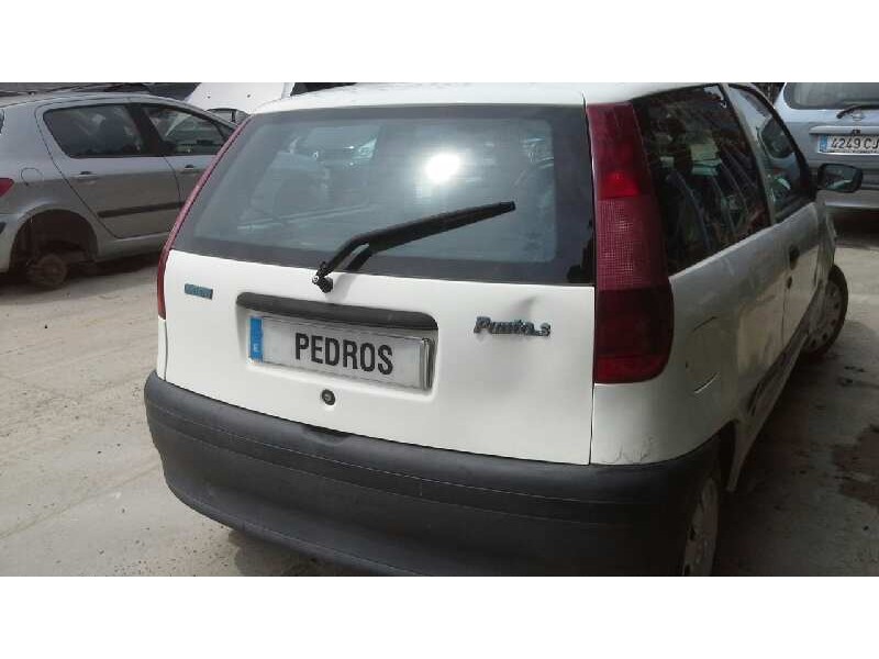 fiat punto berlina (176) del año 1998