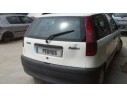 FIAT PUNTO BERLINA (176)