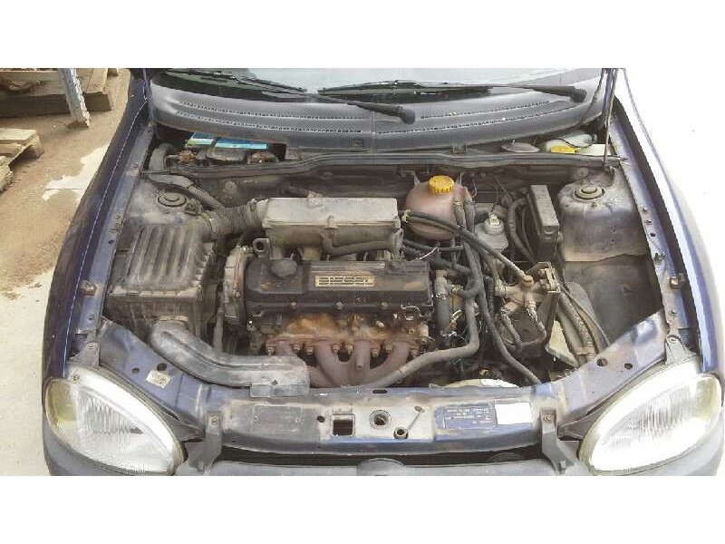 opel corsa b del año 1996