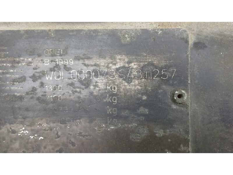 opel corsa b del año 1996