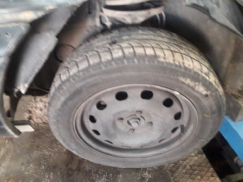 ford mondeo berlina (gd) del año 1996