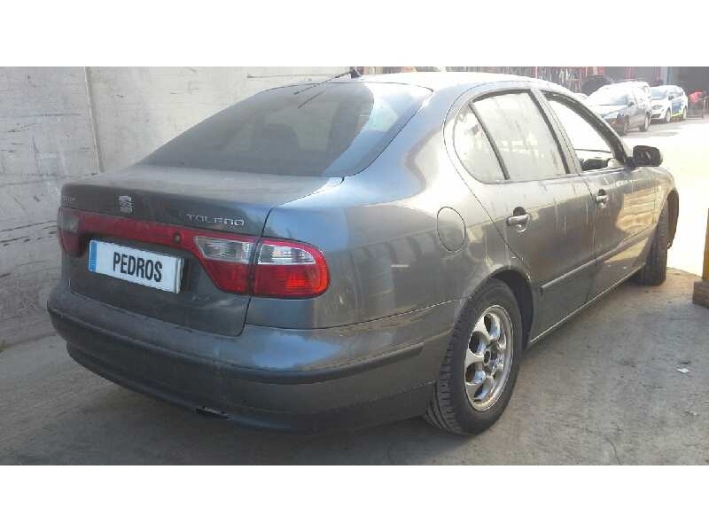 seat toledo (1m2) del año 2002