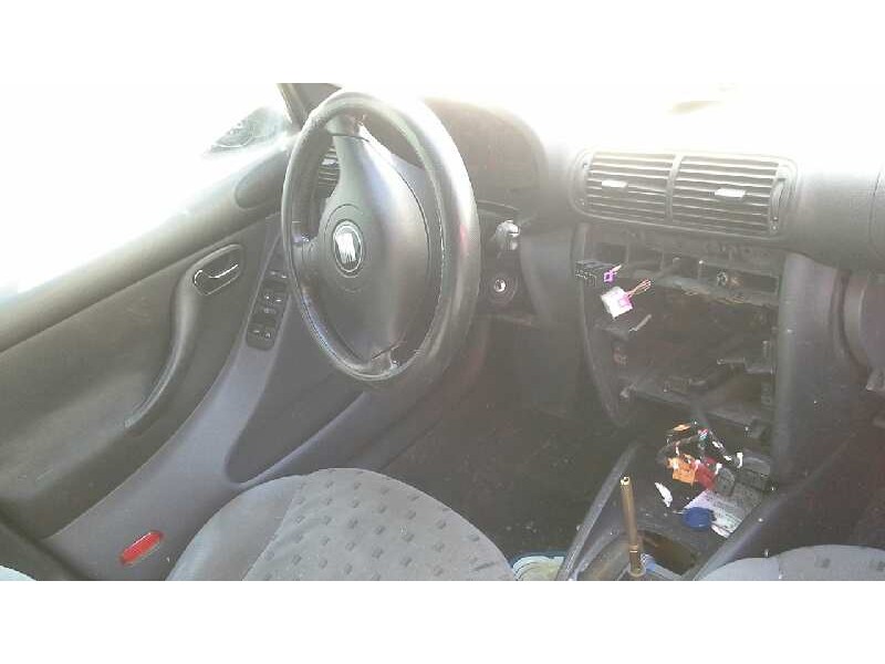 seat toledo (1m2) del año 2002
