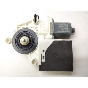 MOTOR ELEVALUNAS DELANTERO DERECHO 2K5959702 