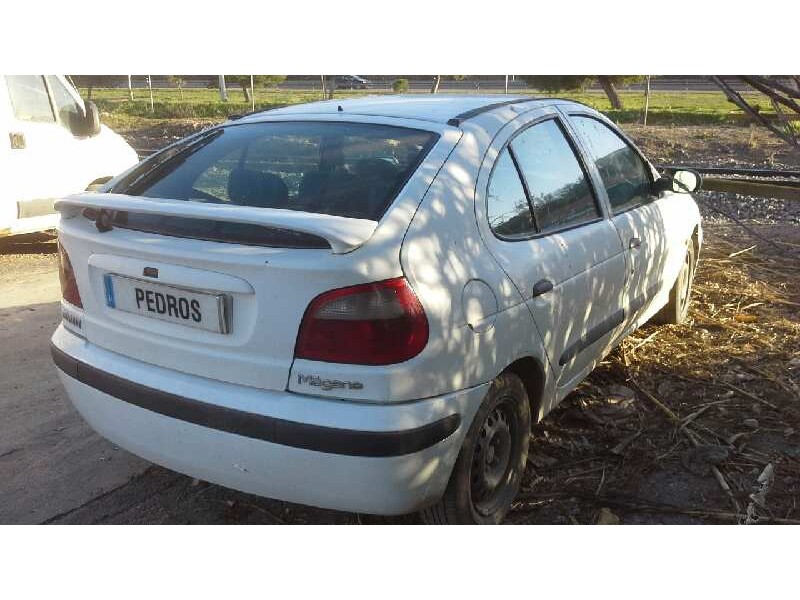 renault megane i berlina hatchback (ba0) del año 1999