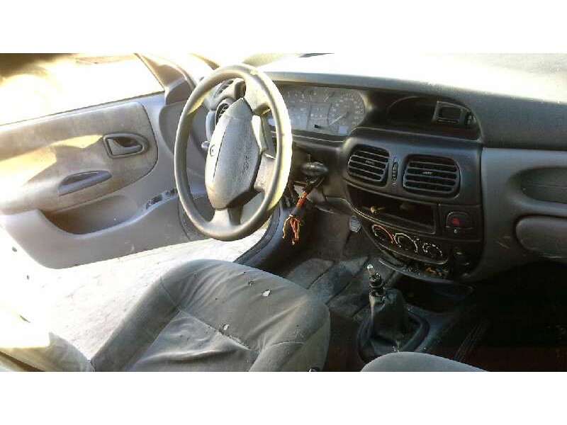 renault megane i berlina hatchback (ba0) del año 1999