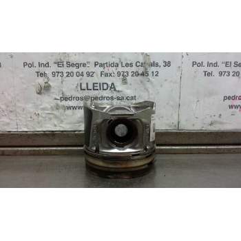 PISTON V9X 661 