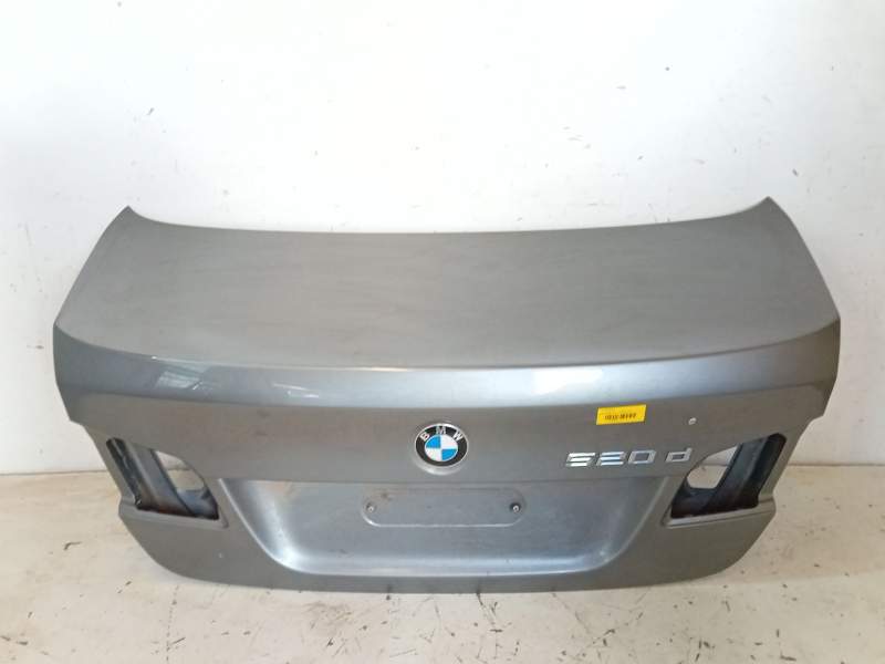 Recambio de tapa maletero para bmw serie 5 lim. (f10) 520d referencia OEM IAM 7240552  