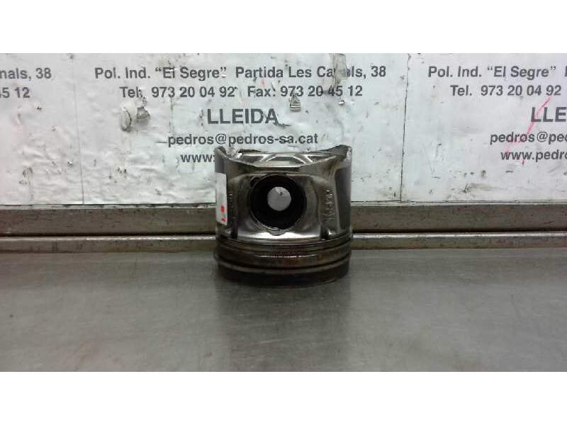 Recambio de piston para nissan pathfinder (r51) 3.0 dci le referencia OEM IAM V9X 661  