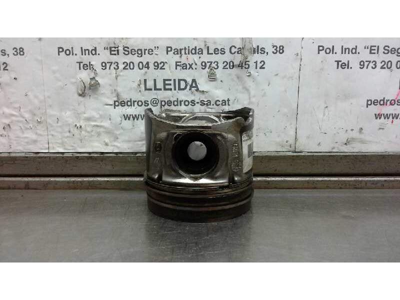 Recambio de piston para nissan pathfinder (r51) 3.0 dci le referencia OEM IAM V9X 661  