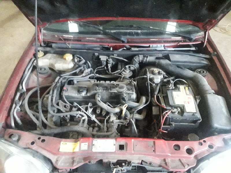 ford fiesta berlina (dx) del año 2001