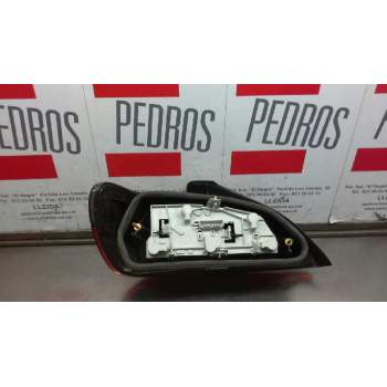Recambio de piloto trasero derecho para peugeot 406 berlina (s1/s2) referencia OEM IAM VALEO 2255  49584