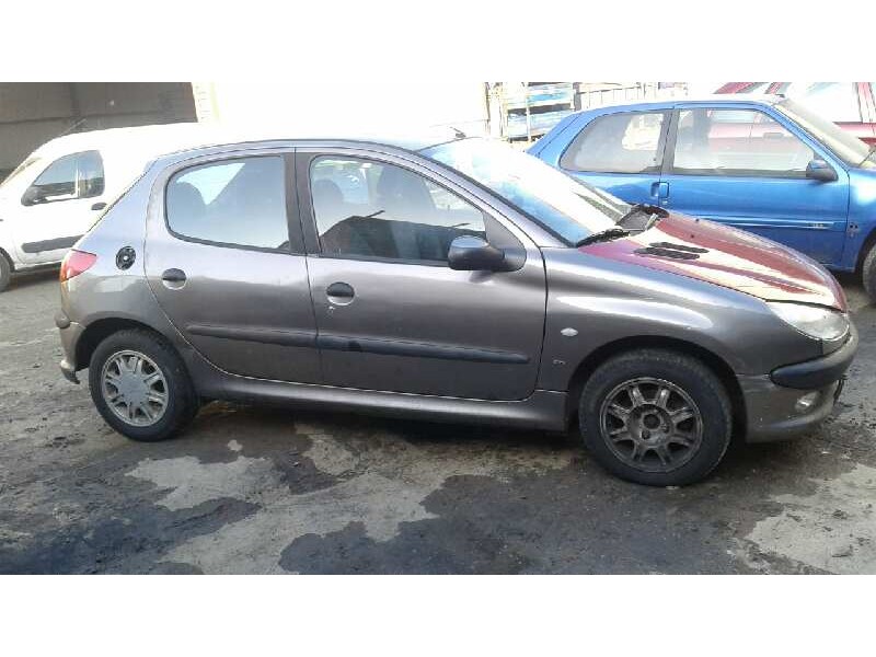 peugeot 206 berlina del año 1998