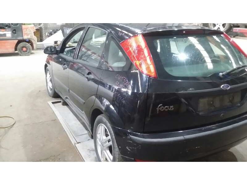 ford focus berlina (cak) del año 2005