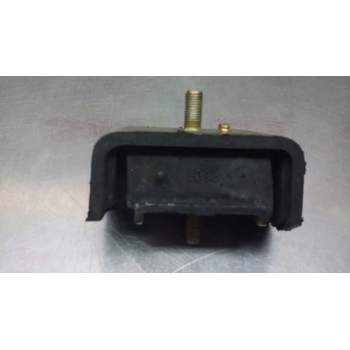 Recambio de insulator para nissan referencia OEM IAM 11220Y9502 INSULATOR 11220 