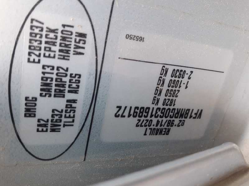 renault megane ii berlina 5p del año 2004