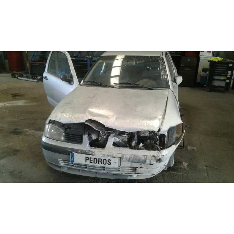 seat ibiza (6k1) del año 2001