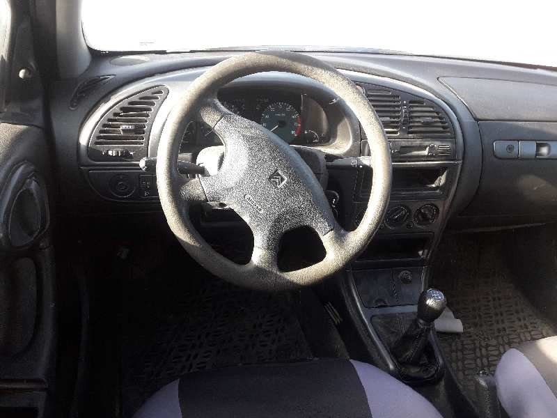 citroen xsara berlina del año 1998