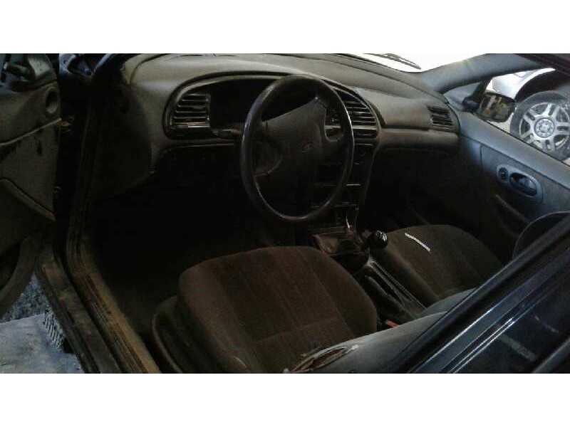 ford mondeo berlina/familiar (fd) del año 1995