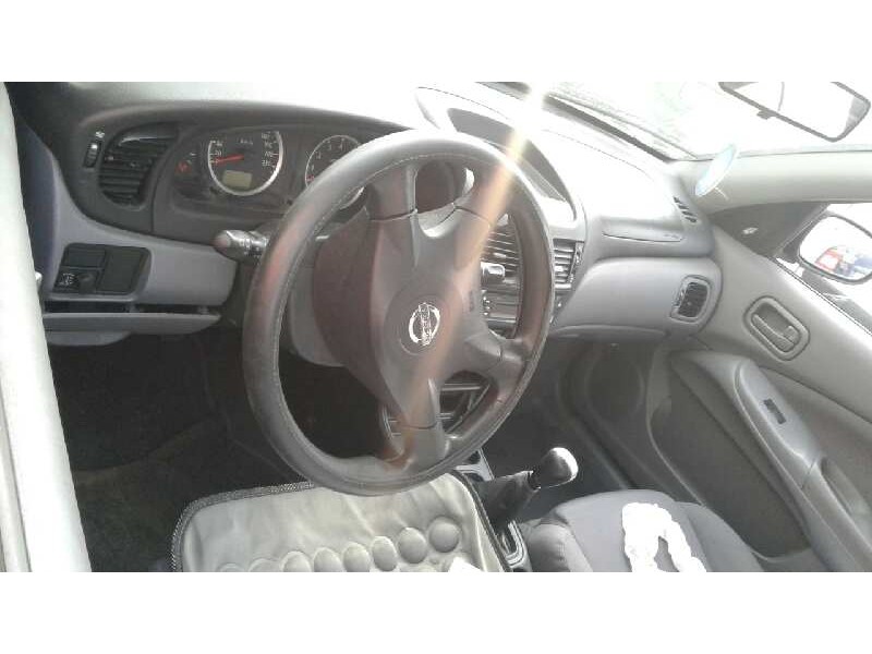 nissan almera (n16/e) del año 2003