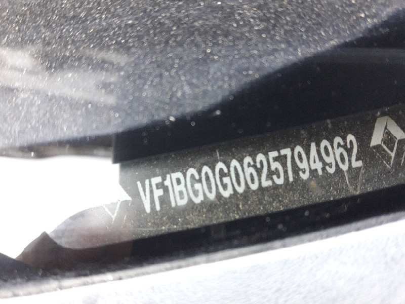 renault laguna ii (bg0) del año 2001