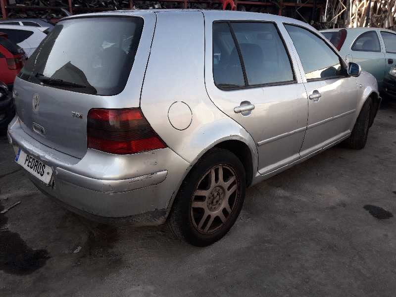 volkswagen golf iv berlina (1j1) del año 2001