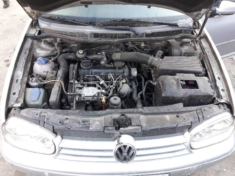 volkswagen golf iv berlina (1j1) del año 2001