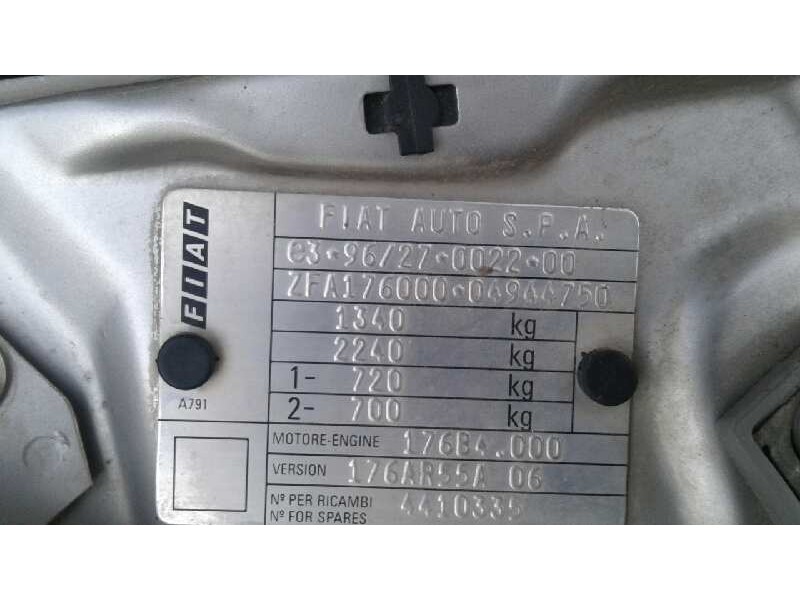 fiat punto berlina (176) del año 1999