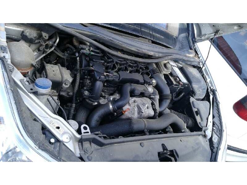 citroen c4 berlina del año 2005