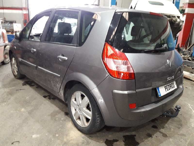 renault scenic ii del año 2004