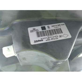 Recambio de faro derecho para renault maxity referencia OEM IAM 89317221 26010MB50A 