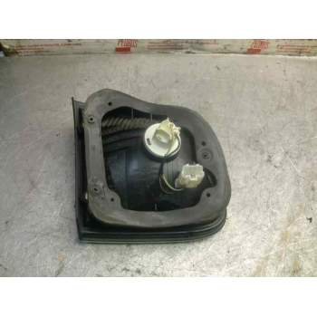 Recambio de piloto trasero central para daewoo lanos se referencia OEM IAM 415900R 96304650 