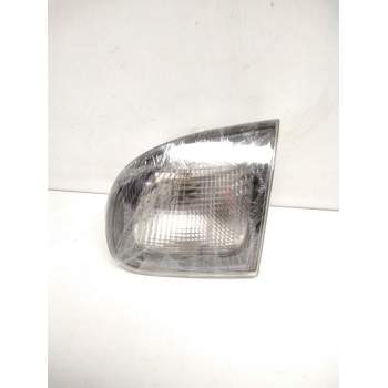 Recambio de piloto trasero central para daewoo lanos se referencia OEM IAM 415900R 96304650 