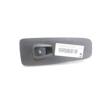 MANDO ELEVALUNAS DELANTERO DERECHO B569 