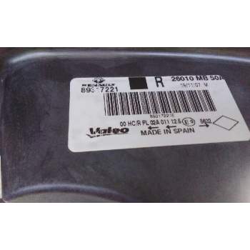 Recambio de faro derecho para renault maxity referencia OEM IAM 89317221 26010MB50A 