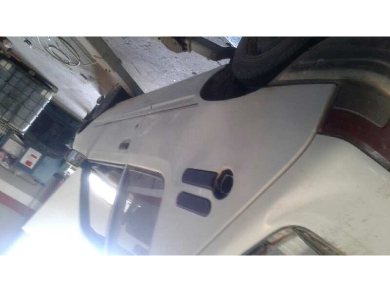 peugeot 205 berlina del año 1993