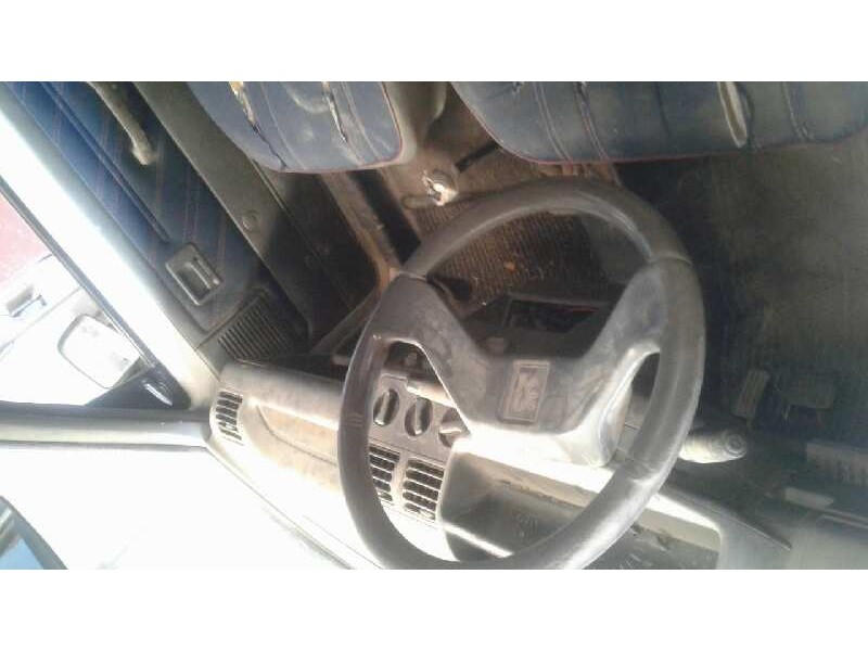 peugeot 205 berlina del año 1993