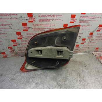 Recambio de piloto trasero derecho para ford fiesta berl./courier surf referencia OEM IAM 89FG13A602  