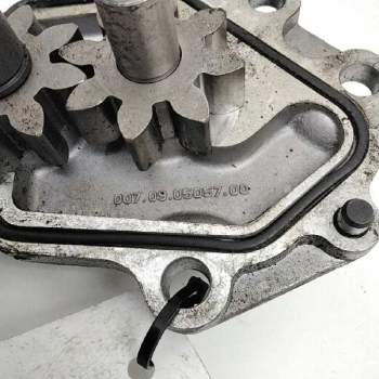 Recambio de bomba aceite para nissan terrano/terrano.ii (r20) referencia OEM IAM 007090505700  50381